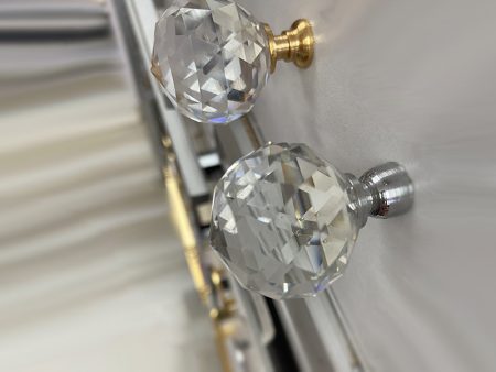 d8520 rucica dugme gold